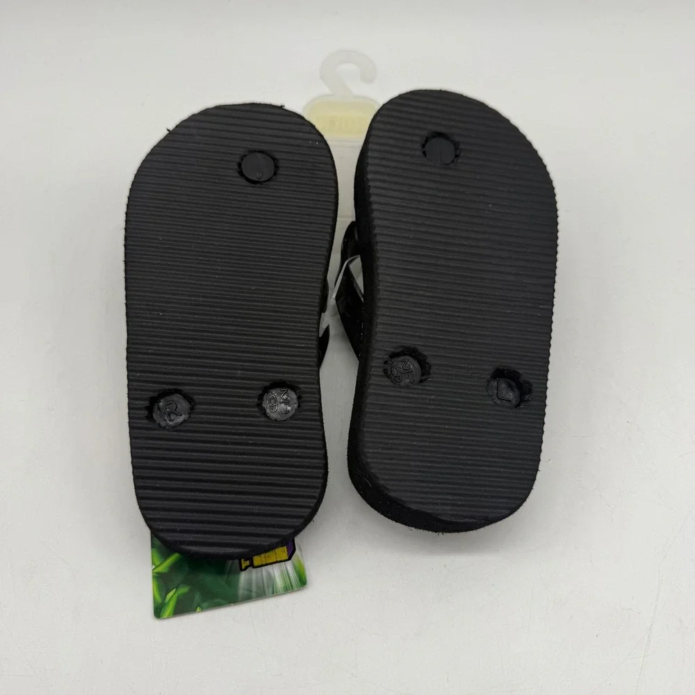 Marvel Hulk Flip Flops Boys Size 9/10 Black Green Graphic Sandals NWT